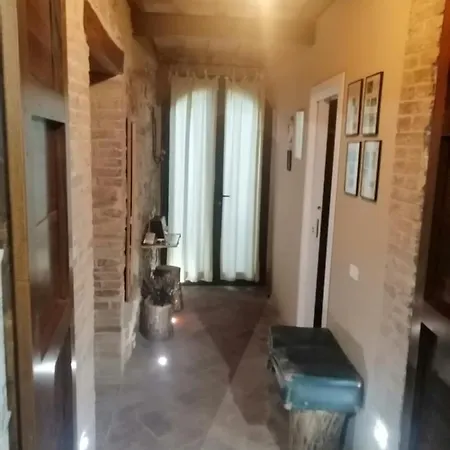 Vecchio Casale Quercetino Stone In Historic Tuscan Estate With Pool 2p بيت ضيافة